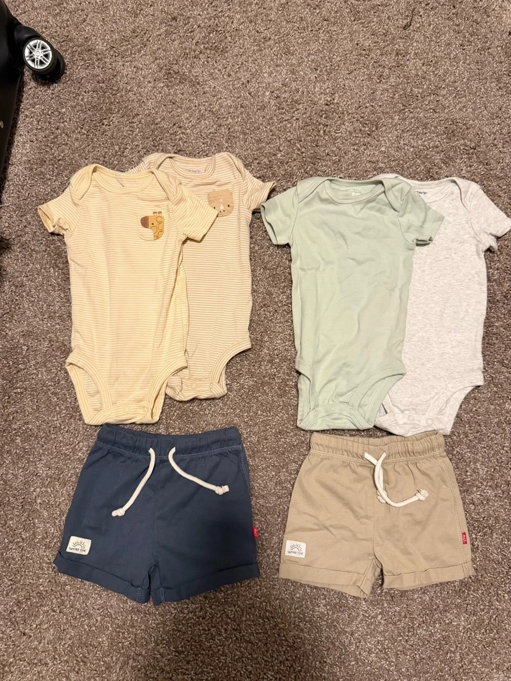 Carter's Baby Matching Set in Yellow, Green, Gray, Navy, Tan - Picture 2 of 8